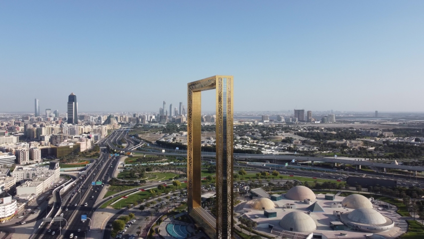 360 Degree View of Old and New Dubai from Dubai Frame
 Royalty-Free Stock Footage #1084400986