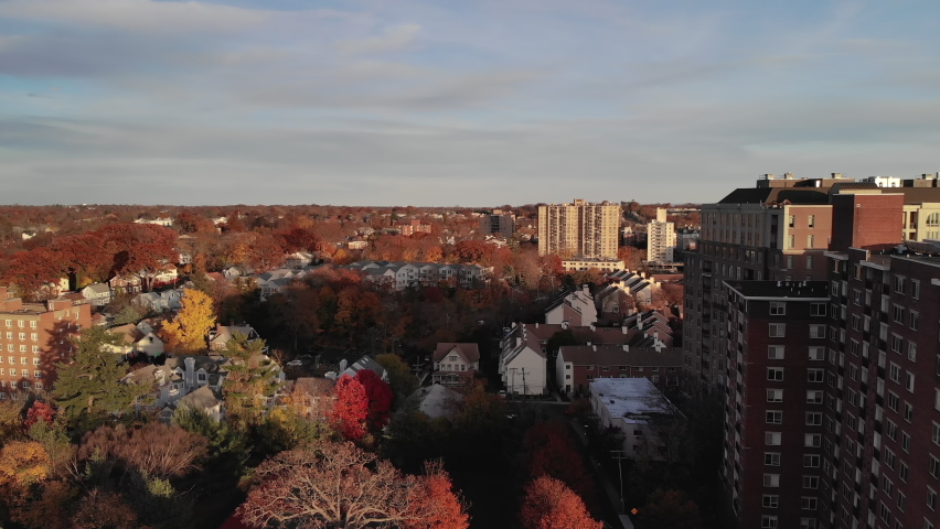 Unbelievable autumn colors in the suburbs of Stamford, Connecticut (drone shot)