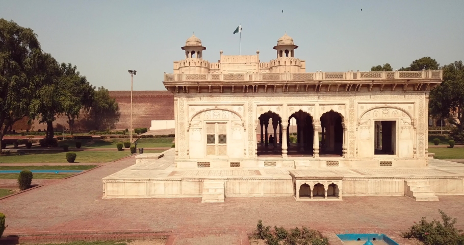 4K Aerial Footage View to the Main  Alamigiri Gate of Lahore Fort, Pakistan