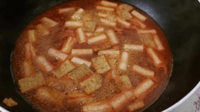 Video of cooking Tteokbokki and Eomuk Korean food