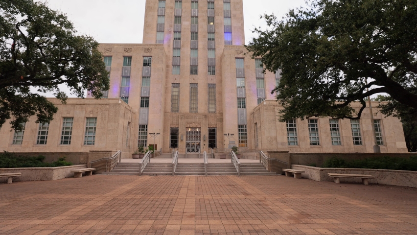 Overcast view of the Houston city hall at Texas