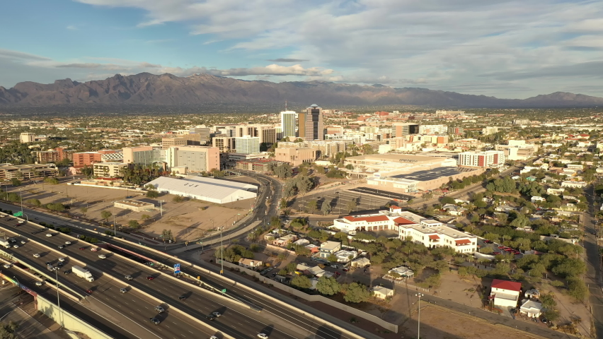 Interstate ten and Tucson Arizona skyline, drone approach Royalty-Free Stock Footage #1085308109