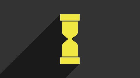 Yellow Old hourglass with flowing sand icon isolated on grey background. Sand clock sign. Business and time management concept. 4K Video motion graphic animation.