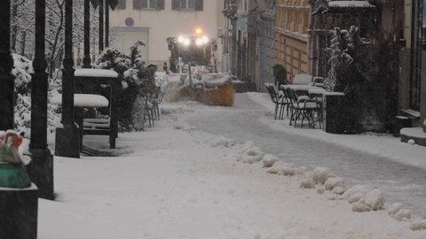 Power Brush Snow Removal Machine Vehicle Street Winter Zoom