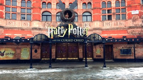Harry Potter location in London, snowy day January 2022