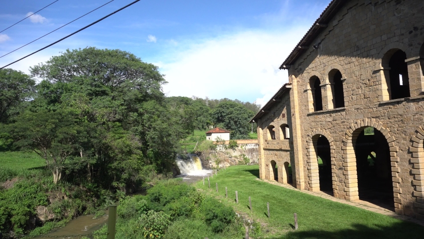 destination castle medieval history 
 landmark architecture old