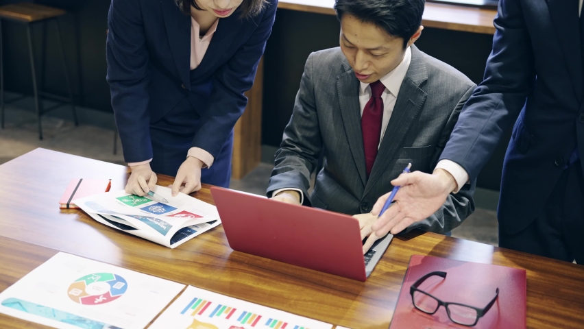 Group of businessperson meeting in the office.
