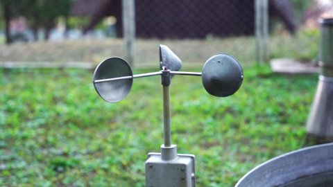 4k footage of a old anemometer 