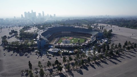 Los Angeles, 25 JAN 2022. Dodger Stadium Los Angeles California with the Downtown LA and mountains view foggy, smog, Stadium Arena, home of LA Dodgers, Baseball stadium