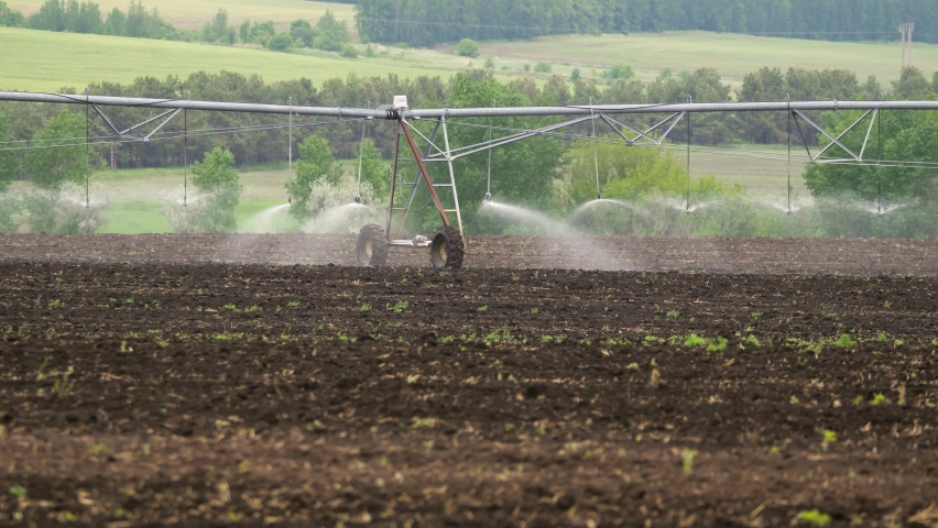 Agricultural irrigation system. Center pivot sprinkler