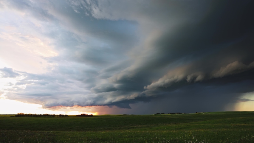 Timelapse of approaching storm. Landscape timelapse
Storm clouds moving fast. Timelaps of the upcoming storm. | Shutterstock HD Video #1086326750