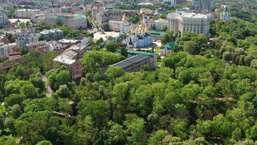 A beautiful flight in the afternoon over the St. Michael