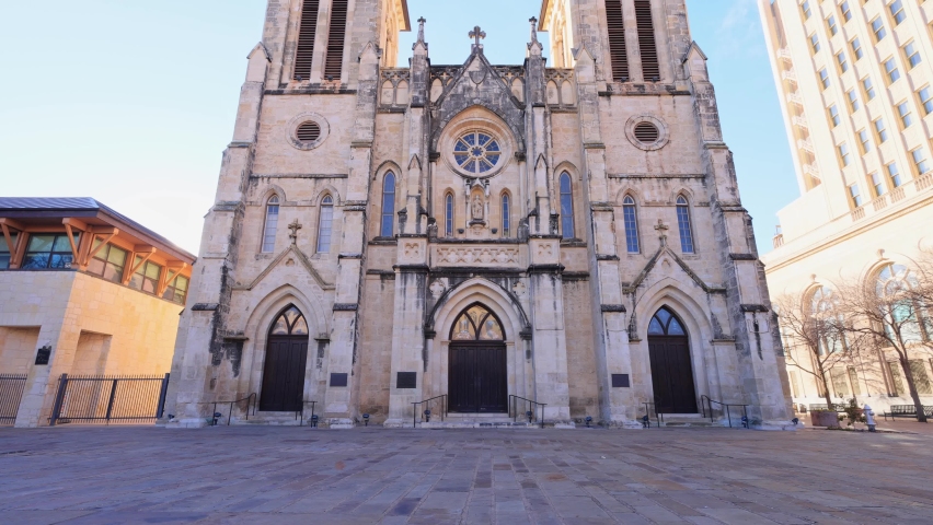 Sunny view of the San Fernando Cathedral at Texas