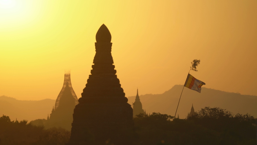 Bagan temples in sunrise, Myanmar, Asia. Royalty-Free Stock Footage #1087039601