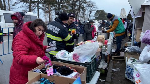 Siret Border, Romania - March  02, 2022: Ukrainian refugees Editorial stock video