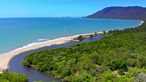 Queensland Australia travel destination Wangetti beach and Kuranda park reserve