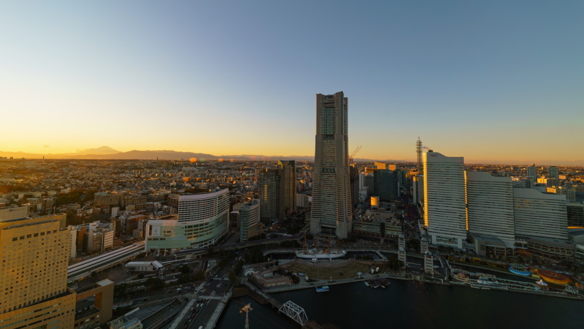 Time lapse day to night transition of Tokyo - Yokohama skyline in Japan