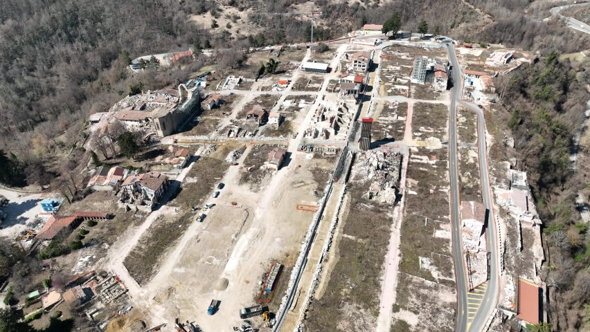 Amatrice, the remains of the historic center 6 years after the earthquake.
Aerial view of the rubble of Amatrice in 2022.
