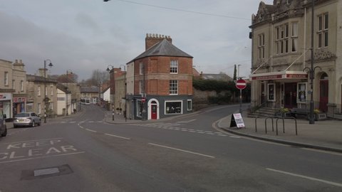 Warminster, Wiltshire, UK, 05-04-2022. The town of Warminster in Wiltshire - High Street