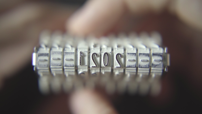 Changing numbers on rubber stamp from 2021 to 2022, 2023, 2024, 2025, 2026, 2027, 2028, 2029 and 2030