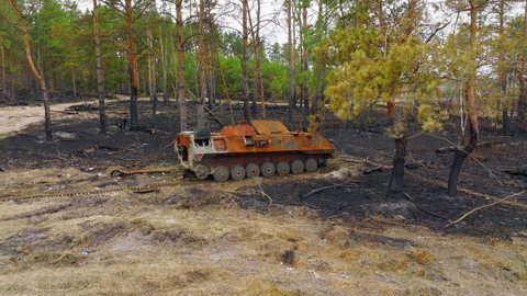 Military destroy war ukraine army technical tank gun industrial