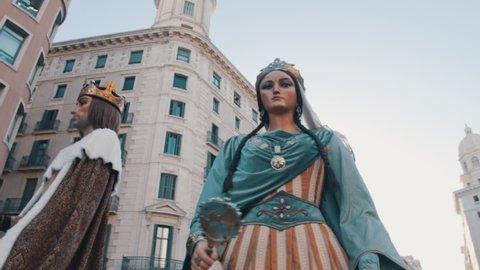 Barcelona, Spain; September 24th, 2021. Gegants dancing in the streets of Barcelona during La Merce Festival. Giant human figures as a Catalan tradition. Expression of local identity.