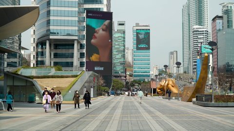 Seoul , South Korea - 03 22 2022: Product Commercial And Advertisement On An Outdoor LED Display