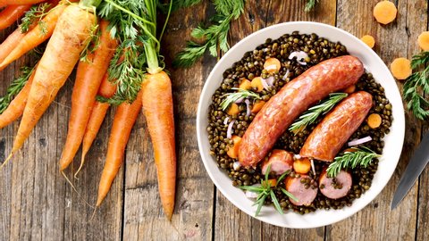 lentils with carrots and sausage	