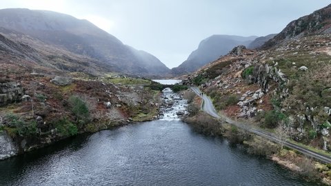 Gap of Dunloo 1 - County Kerry, Killarney National Park - Stabilized droneview in 4K