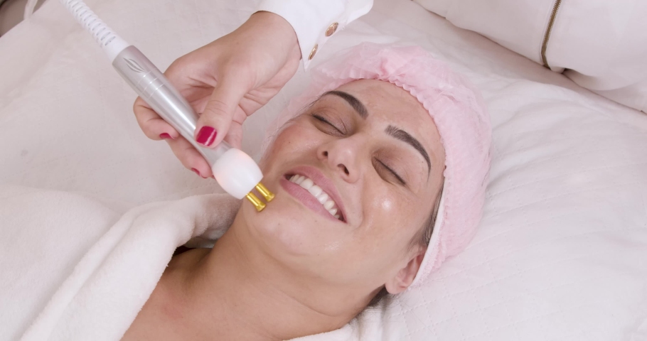 Application of facial radiofrequency for the treatment of melasma in a patient. skin care | Shutterstock HD Video #1090137923