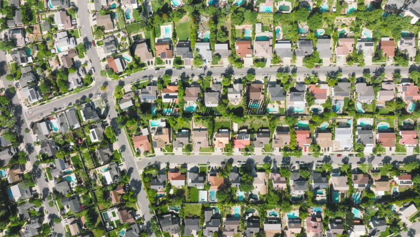 Luxury property in high end area, nestled within the oak-filled landscape in Santa Monica, California, USA. Guard-gated community of Calabasas Hills, within lush greenery. High quality 4k footage