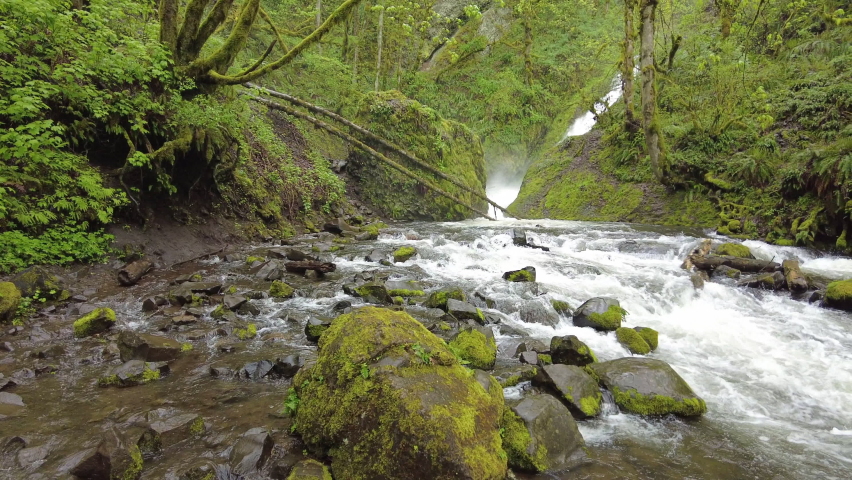 Bridal Veil Creek flows towards the Columbia River through Oregon