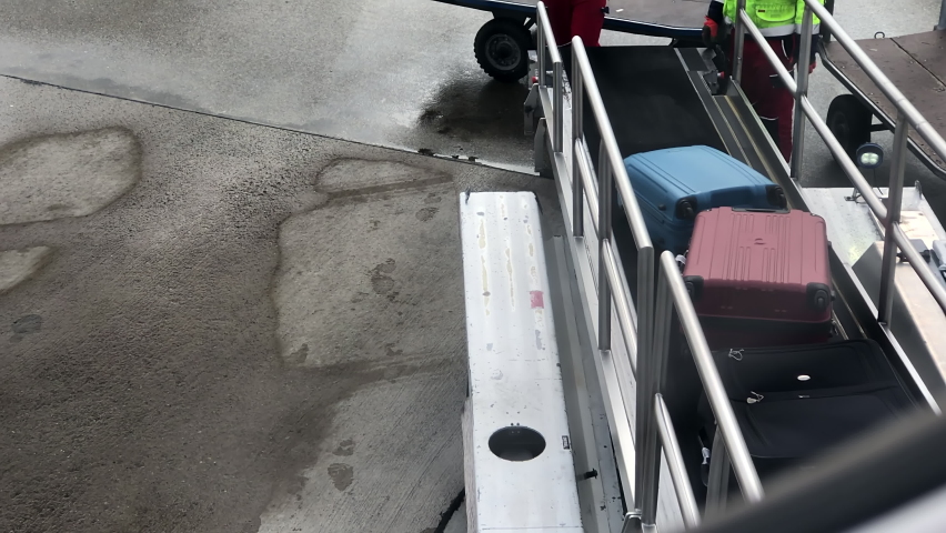 Baggage from airplane on the laguage belt  