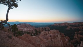 Morning time lapse video with sunrise over Bryce Canyon