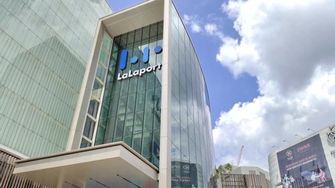 Kuala Lumpur,Malaysia -  June 20,2022 : Exterior view of the BBCC (LaLaport Bukit Bintang City Centre) is located in Bukit Bintang, the vicinity of Kuala Lumpur's central shopping district.