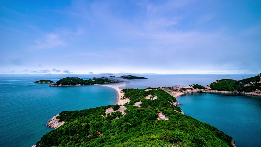 This is an island called Gulupdo, which belongs to Incheon, Korea. It is called the Galapagos of Korea, and many backpackers visit it and enjoy camping.