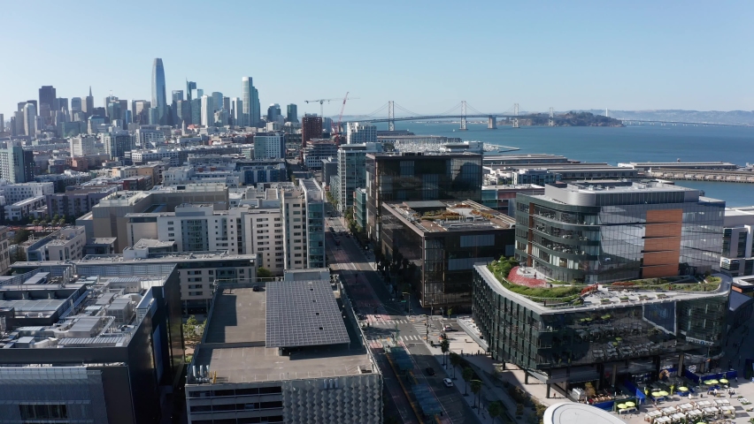 Aerial shot flying over Mission Bay and 3rd Street towards downtown San Francisco. 4K Royalty-Free Stock Footage #1092205975