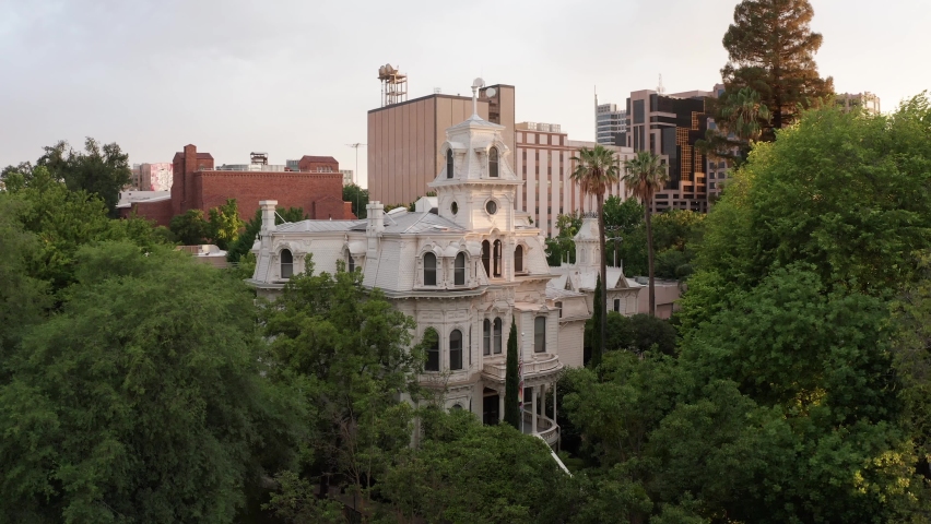Reverse pullback aerial shot of the Governor