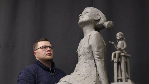 Man Sculptor Creates Sculpt Bust Clay Stock Footage Video (100% Royalty ...