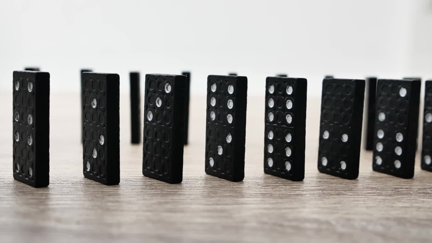 Домино ролик. Falling Dominoes. Falling Black Dots.