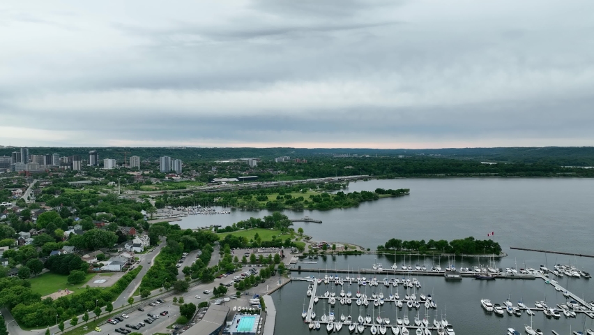 Hamilton Ontario Waterfront Exploring | Bay View from Top