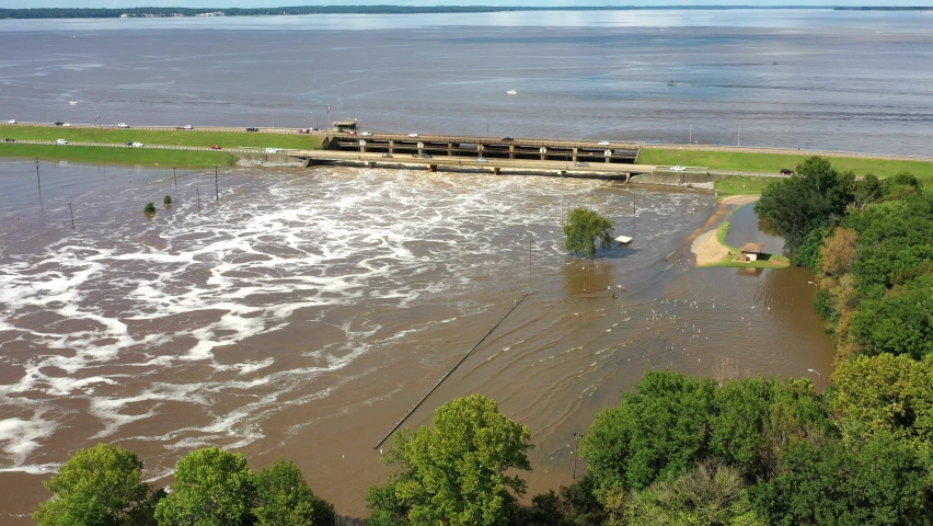 Jackson, MS - August 28, 2022: The Ross Barnett Reservoir Spillway dam, that feeds the Pearl River, into Jackson, MS, with flooding due to high rain levels.