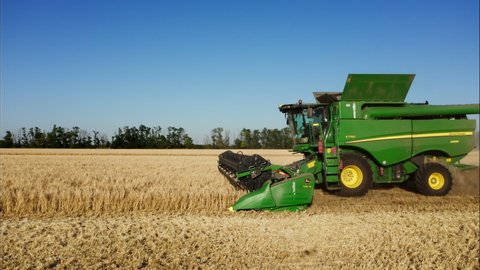 John Deere Harvester Works Field Combine Stock Footage Video (100% ...