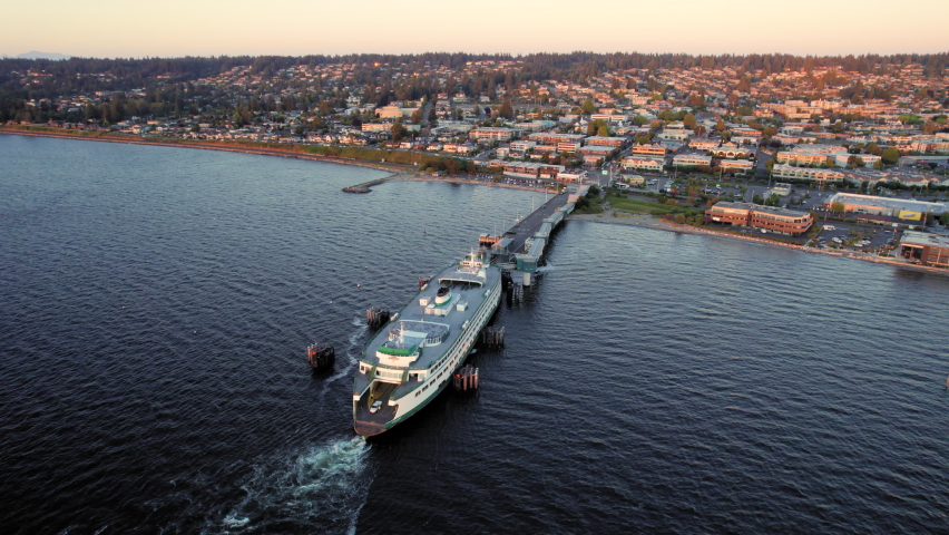 Drone Pan of Edmonds Washington Waterfront