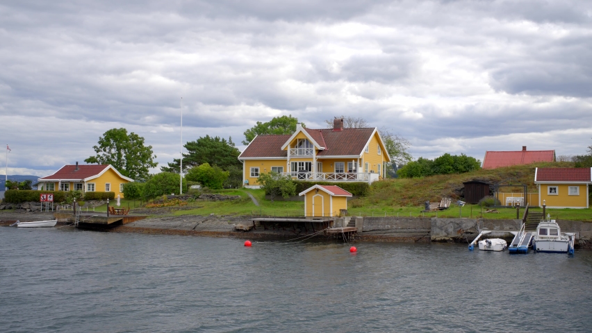 8k video Norway Summer homes bath houses