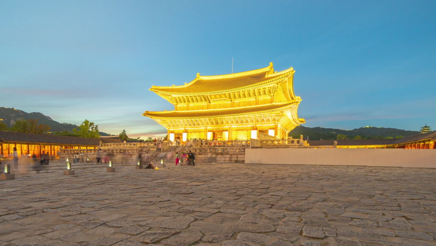 Hyperlapse 4k Gyeongbokgung Palace lights at night in Seoul,South Korea