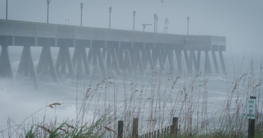 Powerful Hurricane Ian comes ashore.