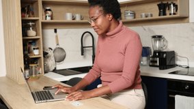 African American paying with online card 