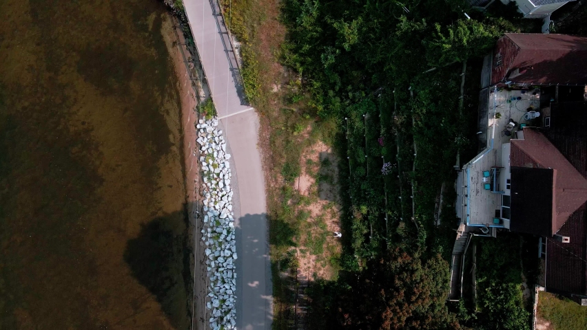 Tilting to 90 degrees near the Marina and Cole