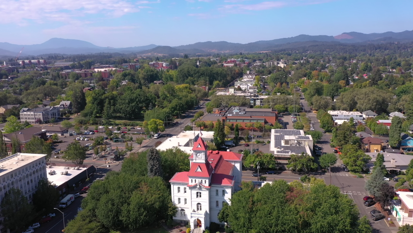 The historic Benton County Courthouse and municipal court in Corvallis, Oregon, USA.